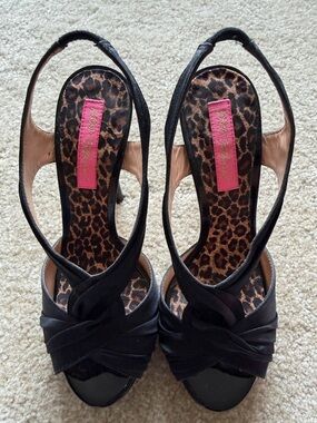 Betsey Johnson Black Slingback Heels with Leopard Insole and Pink Label